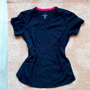 Single MEDcouture touch scrub top!